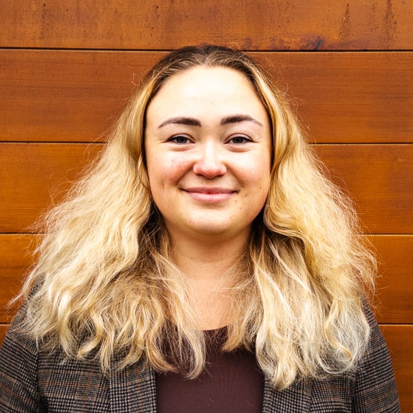 Gillian Goeschick Sales & Leasing Consultant